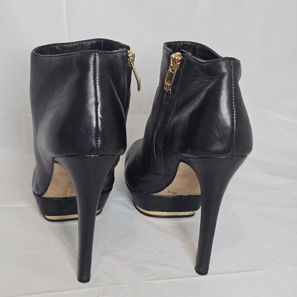 Vince Camuto Vira Black Leather 5" Heeled Booties, Woman's Size 8B - Picture 4 of 8